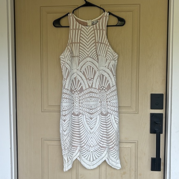 Hello Molly Dresses & Skirts - Hello Molly white laced dress